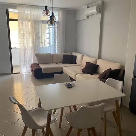 Globe Apartman Tirana